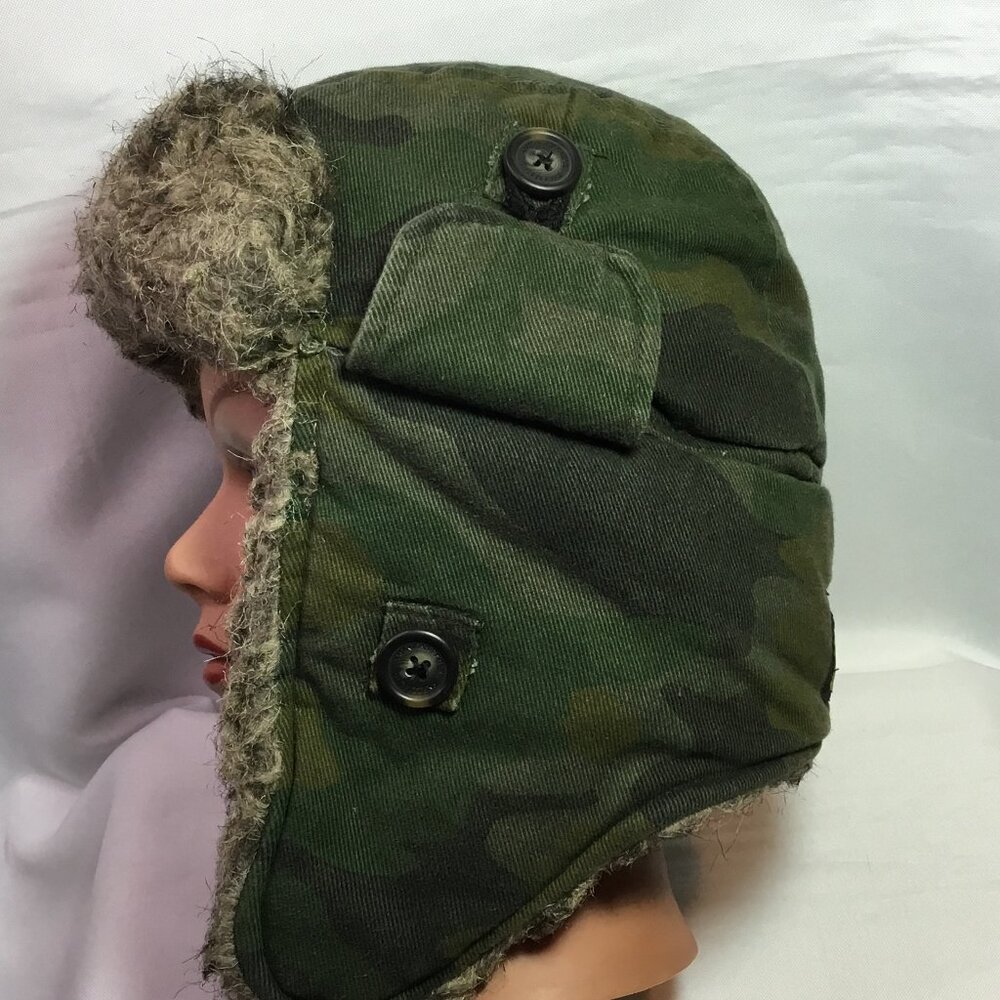 EUC Camo Trapper Cap Hat American Eagle Camouflage Faux Fur Unisex